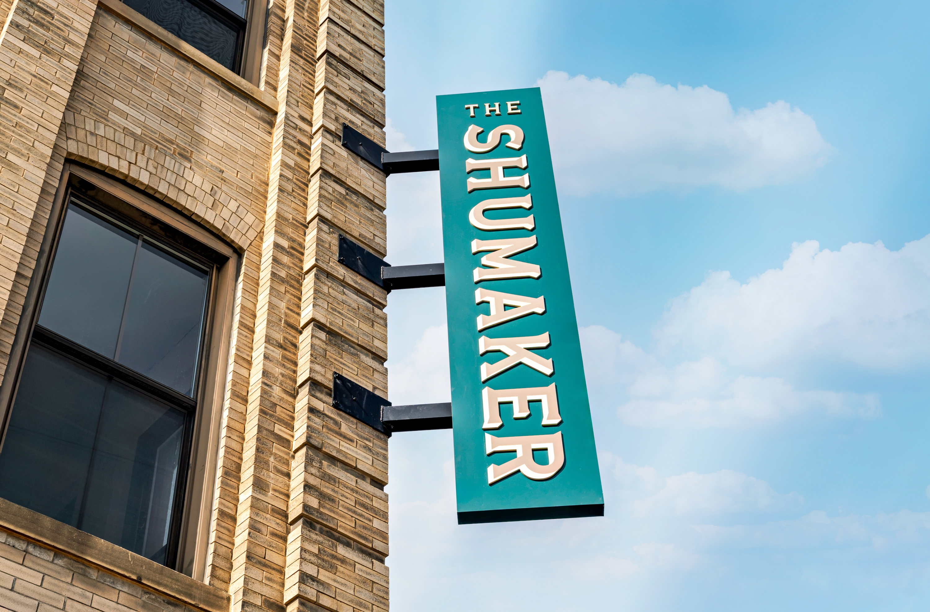 219 North Columbus Street - 201