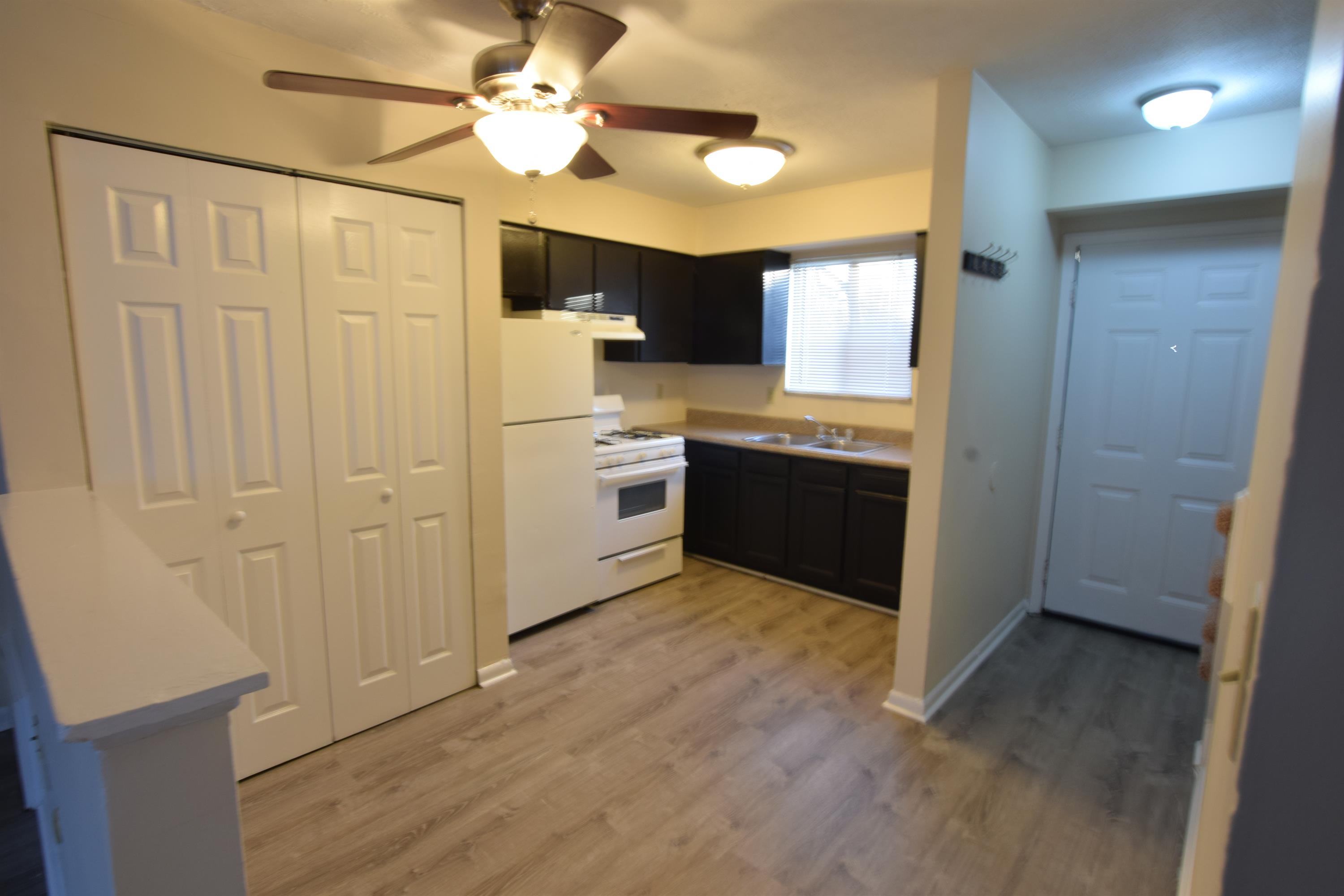 1271 Summit Street Apt B