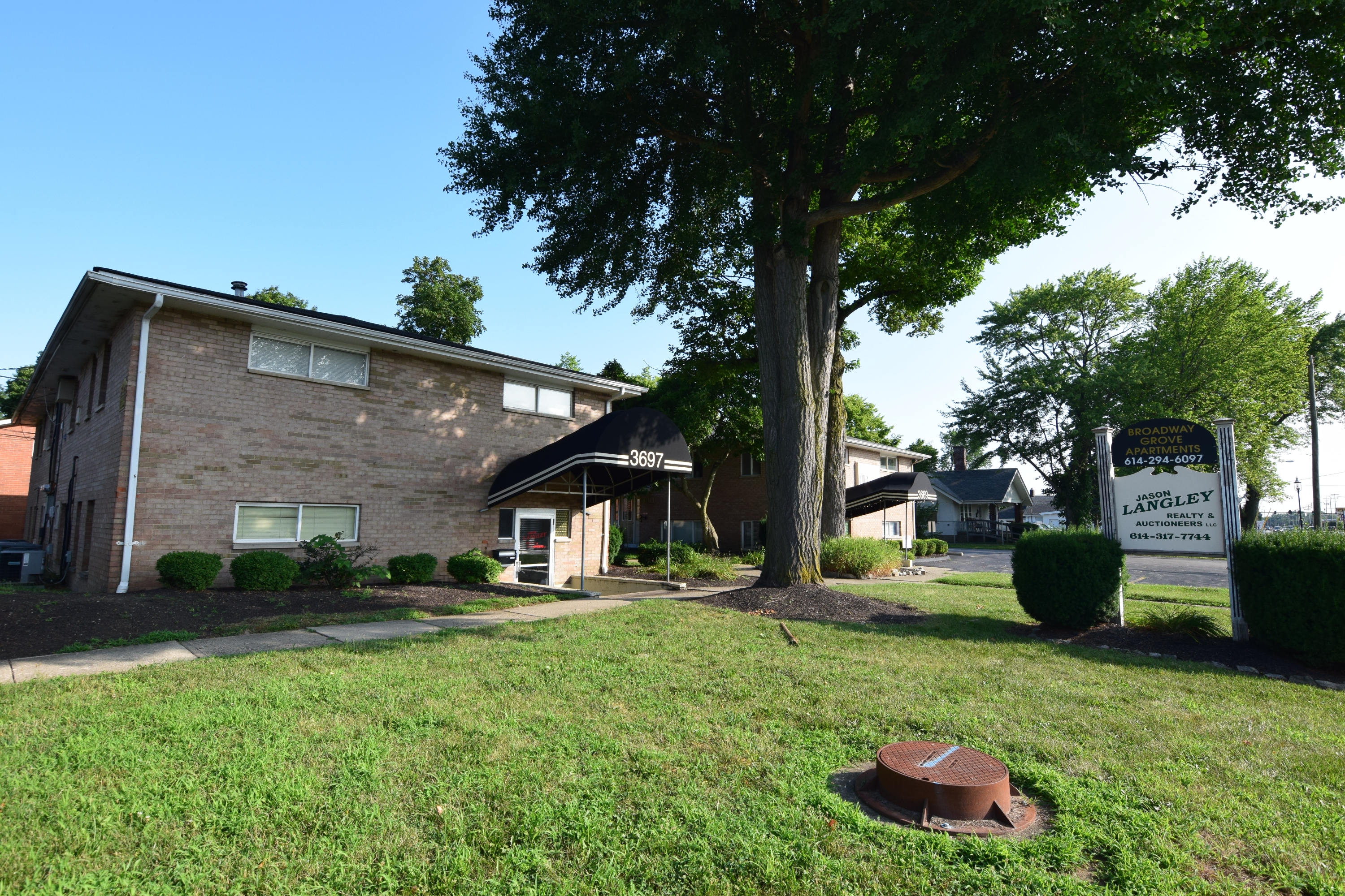 3683 Broadway Apt 4